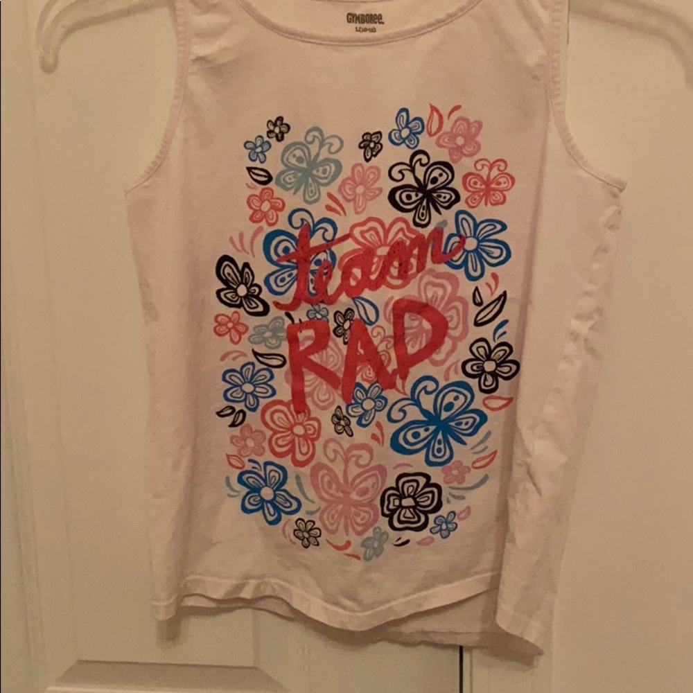 Cute sleeveless top!